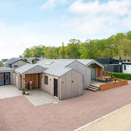 Luxury Retreat With Sea View - By Traum Vakantiehuis *